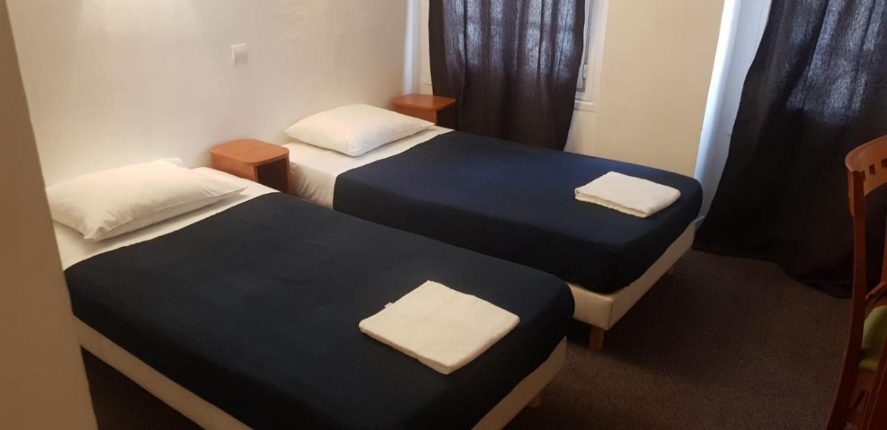 Hotel Petit Bastille Aulnay-sous-Bois Luaran gambar
